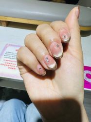-瞧·享轻奢美甲美睫