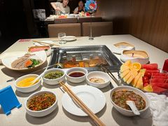 -海底捞火锅鲜切牛肉主题店(长寿路店)