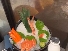 -钱小奴海鲜自助黑金店(杭州滨江龙湖店)