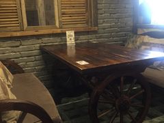 -春天里·老街坊餐厅(港隆广场店)
