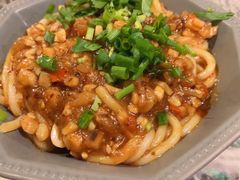 小锅米线-浩海火燒雲傣家菜(静安芮欧店)
