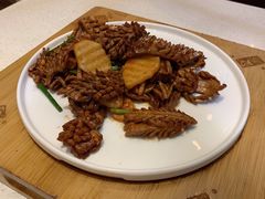 爆炒腰花-闫府私房菜·百年鲁菜(恒隆店)