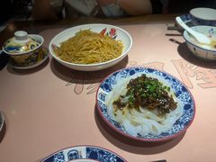 -杨记隆府重庆江湖菜(大悦城店)