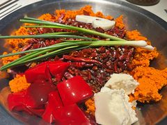 -茅草房·河畔园林火锅