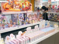 -泡泡玛特POPMART(上海环球港店)