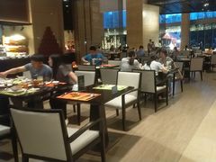-惠州皇冠假日酒店·西餐厅·自助餐厅