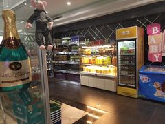 -蓝尊量贩(黄河路店)