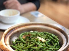 肉碎沙煲豆角-上关雪東北菜(中房金谊店)