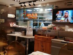 -新大咀港式茶餐厅(宝山万达店)