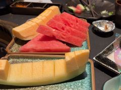 -铭牛烧肉·和牛海鲜自助(高新月牙湖店)