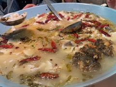 -姚姚酸菜鱼·金戈戈香港豉油鸡(喜荟城联名店)