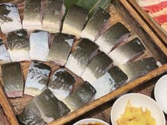 -围炉肉舍•炭烤活鳗•丹东海鲜烤肉(步行街店)