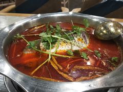 酸汤鱼火锅-苗姑酒堂(仁义社区店)