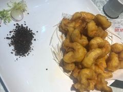 鲜活手扒炸虾仁-品味居·首店·大连鲜活海鲜大连菜(东港店)