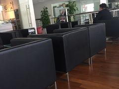 -上海德星奔驰(江杨南路店)