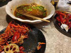 -沪小胖小龙虾(淮海中路旗舰店)