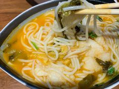 -嘟嘟红唇老坛酸菜鱼(九洲店)