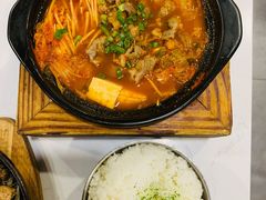 牛肉泡菜汤-京尚道韩式美食屋(海甸岛店)