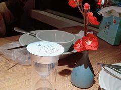 -蜜桃餐厅·伴山(湖滨商业街店)