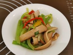 -康师傅私房牛肉面(马泉营奥莱店)