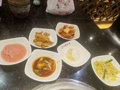 -木槿花韩式炭烤·熟成肉工坊(孙文东路店)