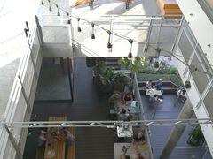 -ROAST coffee & eatery