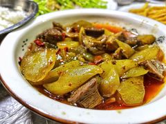 莴苣烧牛筋-大隐隐于市私房菜(保和小区店)