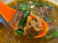 -白玉兰食品(汇联商厦店)
