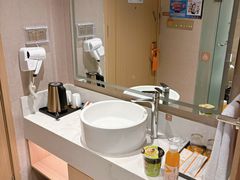 -维也纳酒店(广州白云国际机场航站楼店)