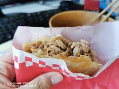 经典腊汁肉夹馍-西少爷(十里堡店)