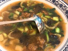 狮子头青菜汤-邵老爹老杭州白斩鸡·家常菜(建国北路店)