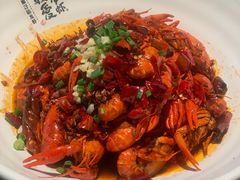 -龙巢盱眙龙虾·牛蛙·烧烤宵夜(八卦岭店)