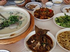 -天乐农家鱼头王(天目湖店)