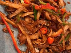 xo酱爆炒菌菇-鹿港小镇(霄云店)