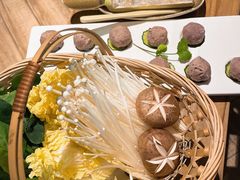 -同仁四季椰子鸡(海岸城天利店)