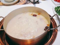 -洪氏嗨捞·猪肚鸡火锅(阳光天地店)