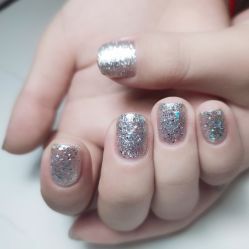 -情同手足美甲美睫