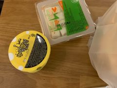 -BHC炸鸡(明洞总店)