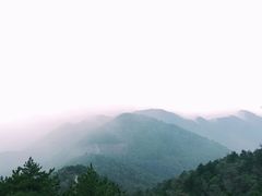 景点-天姥山