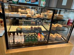 面包甜点陈列柜-星巴克(深圳石岩汇邦广场店)