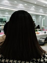-镁连社·美联社