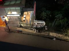 -山顶缆车
