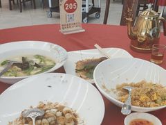 -云顶山庄·粤菜·农家菜(共和店)