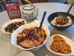-老三样 · 江西菜馆(前海壹方汇店)