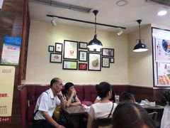 大堂-阿坤传统手工小吃(沙坪坝店)