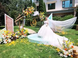 -花轿喜屋婚礼策划