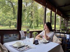 靠窗位-野蔓果·山野菜(西湖景区·龙井茶田店)