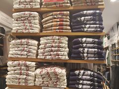 -优衣库(上海中山公园兆丰广场店)