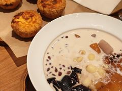 -RUXU入续糖水铺与包(卓悦中心店)