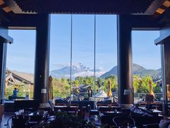 -时光吧·大堂吧·丽江和府洲际度假酒店
